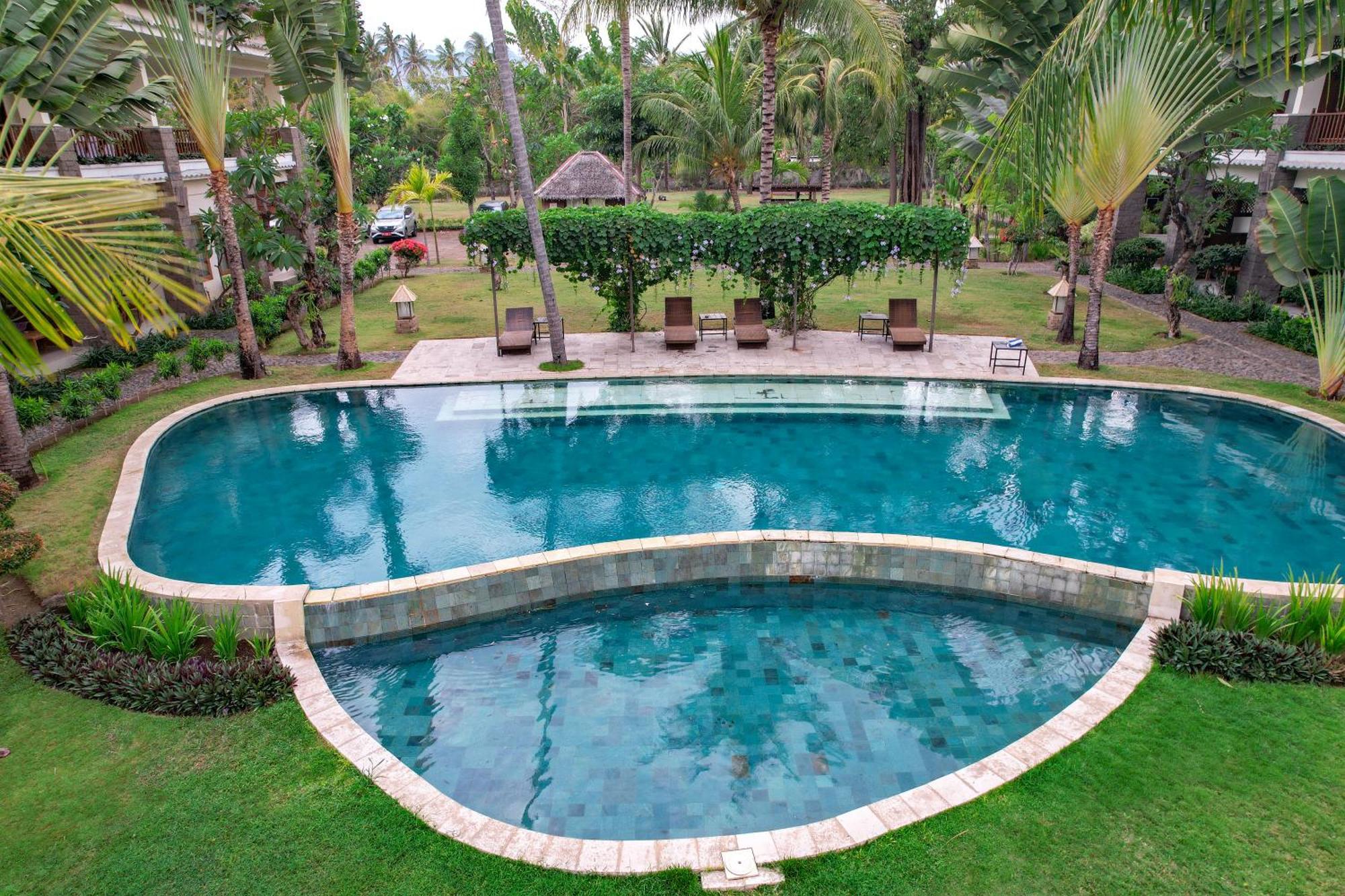 Mina Tanjung Hotel Exterior foto