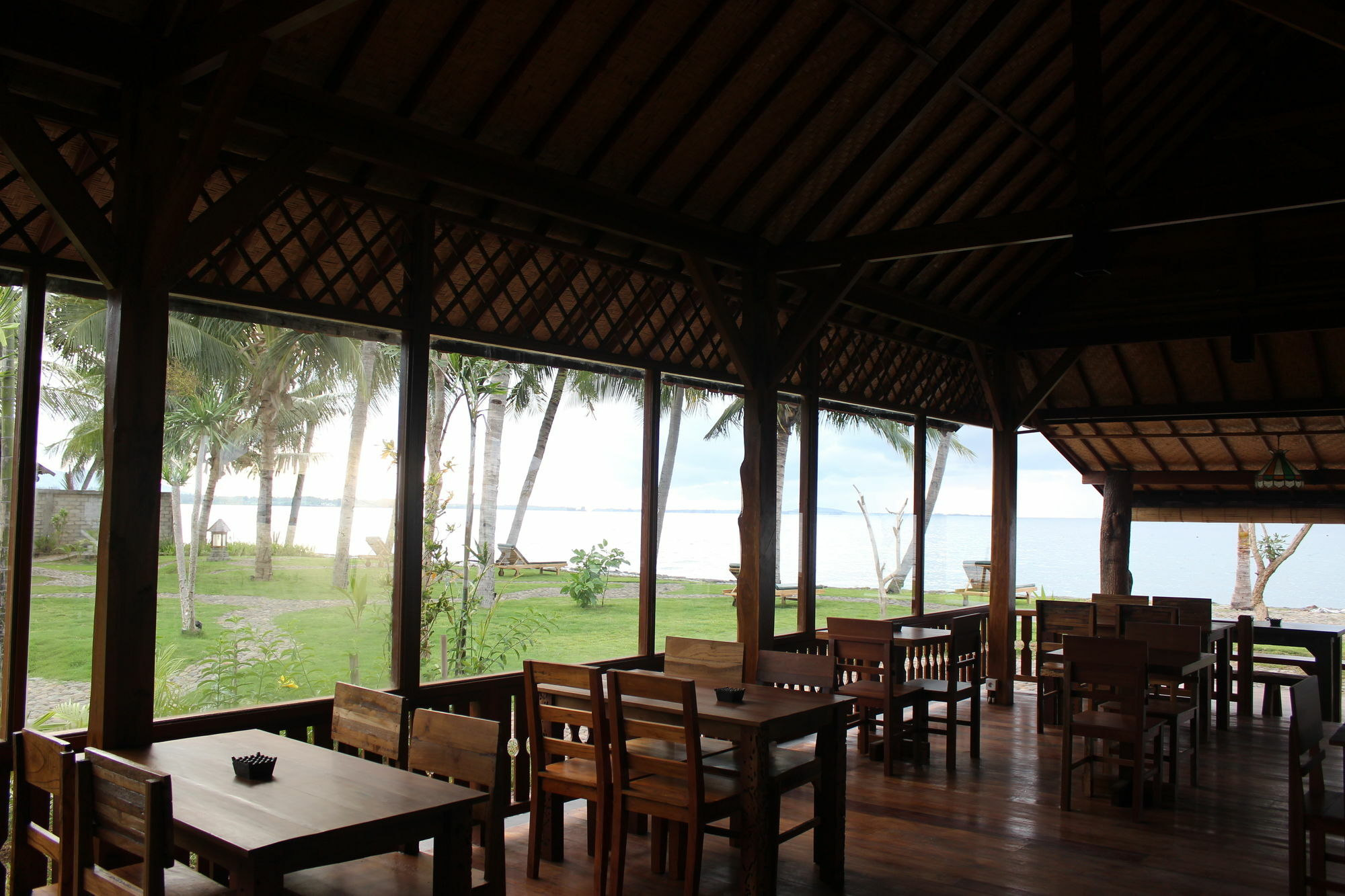 Mina Tanjung Hotel Exterior foto